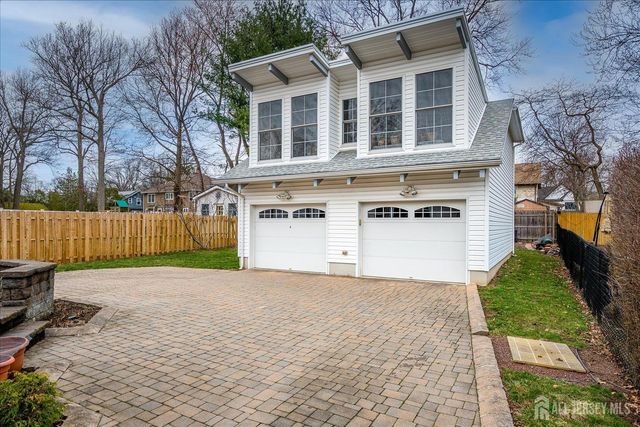32 Sheridan Avenue, Metuchen, NJ 08840