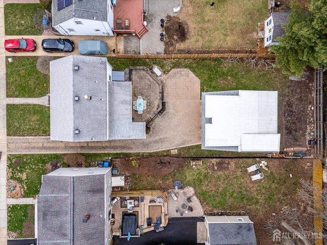 32 Sheridan Avenue, Metuchen, NJ 08840