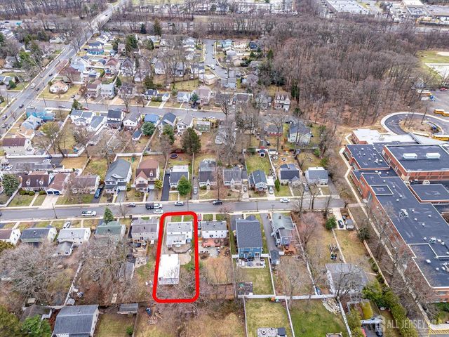 32 Sheridan Avenue, Metuchen, NJ 08840