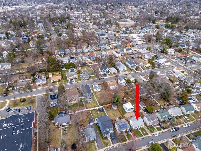 32 Sheridan Avenue, Metuchen, NJ 08840