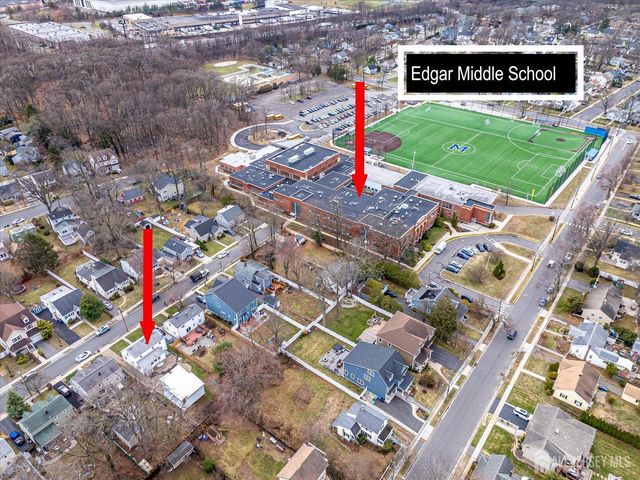 32 Sheridan Avenue, Metuchen, NJ 08840