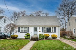 32 Sheridan Avenue, Metuchen, NJ 08840