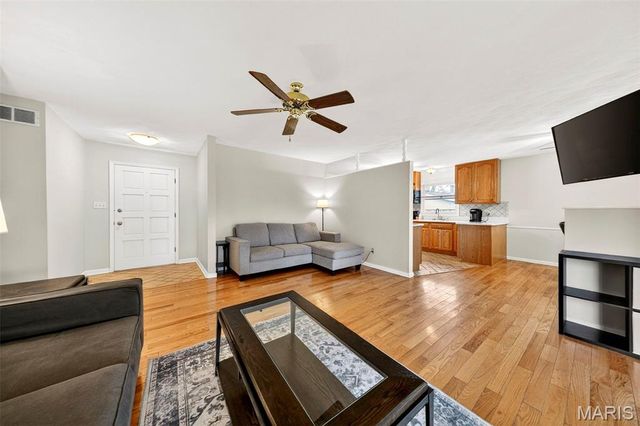 10 El Jer Drive, Cedar Hill, MO 63016