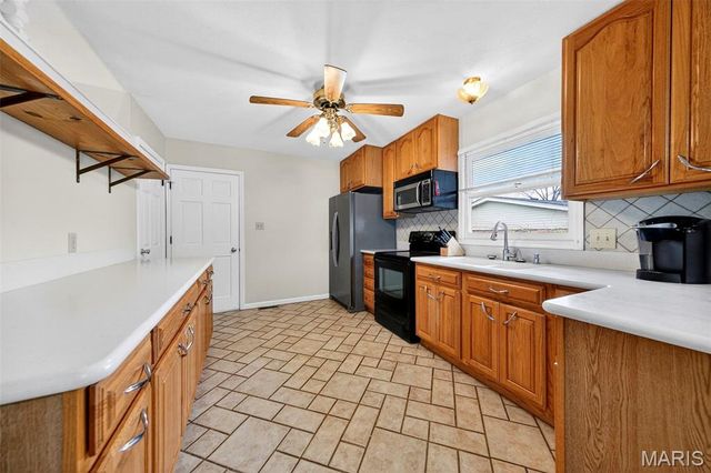 10 El Jer Drive, Cedar Hill, MO 63016