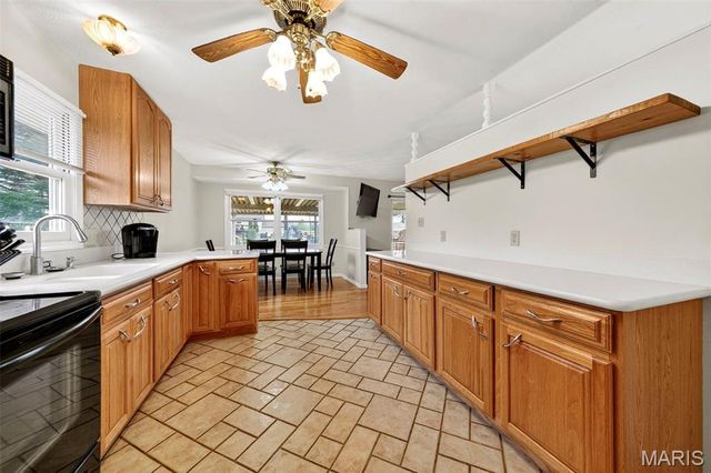 10 El Jer Drive, Cedar Hill, MO 63016
