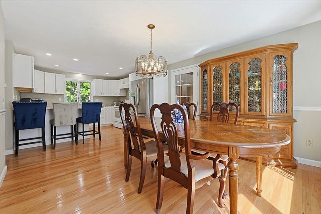 170 Rocky Hill Rd, Rehoboth, MA 02769