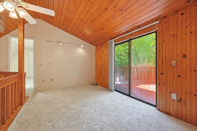 170 Rocky Hill Rd, Rehoboth, MA 02769