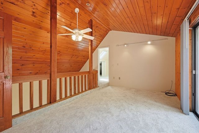 170 Rocky Hill Rd, Rehoboth, MA 02769