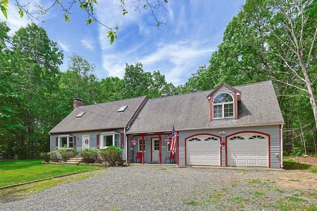 170 Rocky Hill Rd, Rehoboth, MA 02769