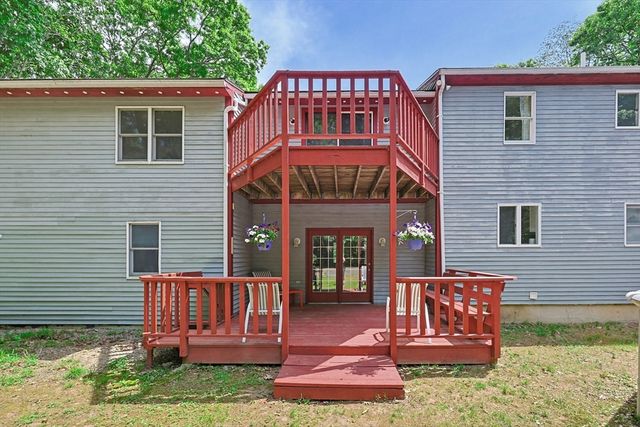 170 Rocky Hill Rd, Rehoboth, MA 02769