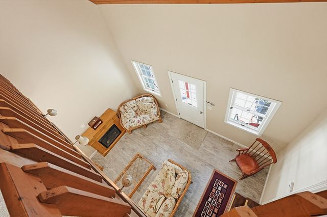 170 Rocky Hill Rd, Rehoboth, MA 02769