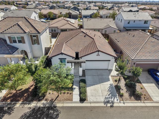 640 Wood Crest Avenue, Madera, CA 93636
