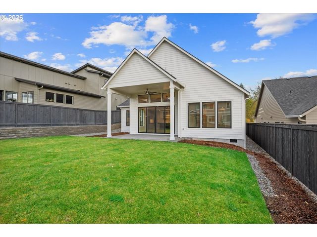 760 N V St, Washougal, WA 98671