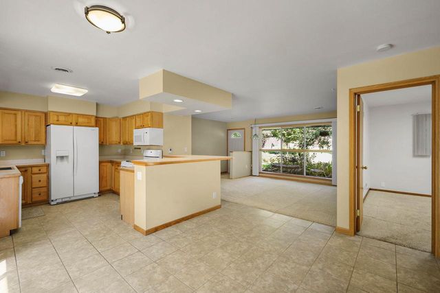 5805 Yorkshire ROAD, Madison, WI 53711