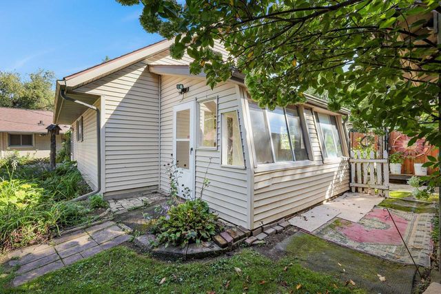 5805 Yorkshire ROAD, Madison, WI 53711