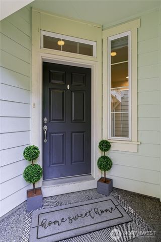 8738 233rd Place NE, Redmond, WA 98053