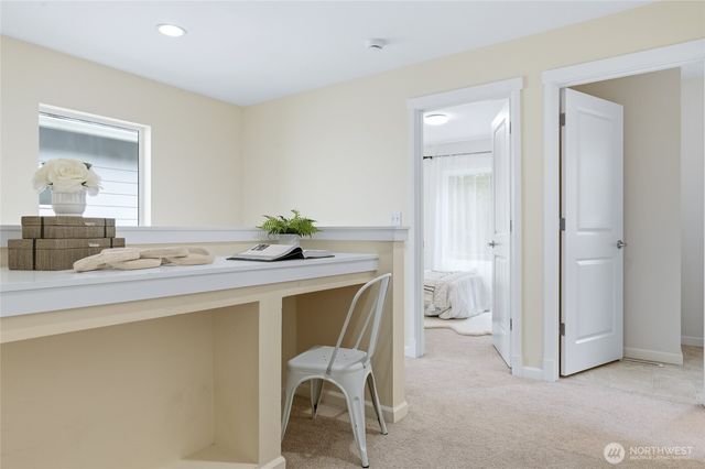 8738 233rd Place NE, Redmond, WA 98053