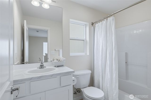 8738 233rd Place NE, Redmond, WA 98053