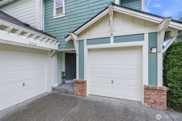 8738 233rd Place NE, Redmond, WA 98053