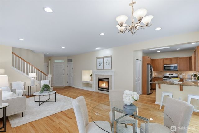 8738 233rd Place NE, Redmond, WA 98053