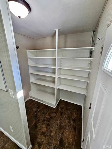 2418 Hazelwood Avenue, Fort Wayne, IN 46805