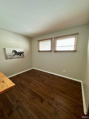 2418 Hazelwood Avenue, Fort Wayne, IN 46805