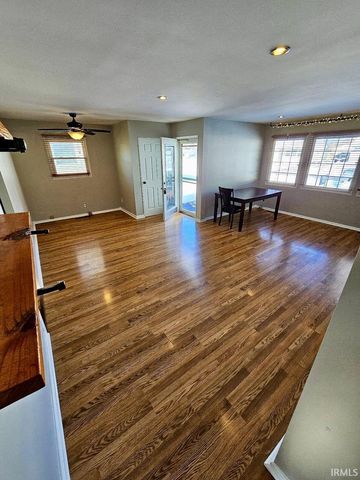 2418 Hazelwood Avenue, Fort Wayne, IN 46805