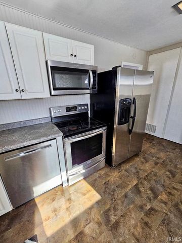 2418 Hazelwood Avenue, Fort Wayne, IN 46805