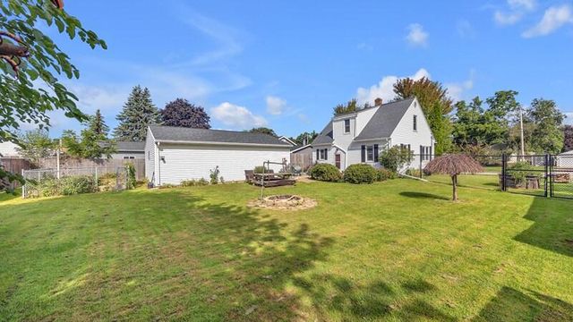 1513 E Harriet STREET, Appleton, WI 54915