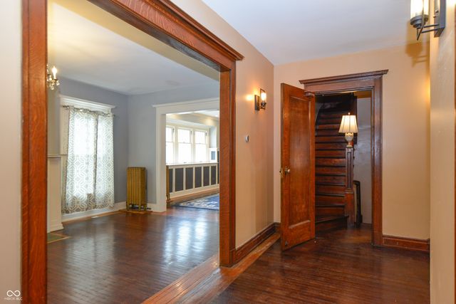 2745 N College Avenue, Indianapolis, IN 46205