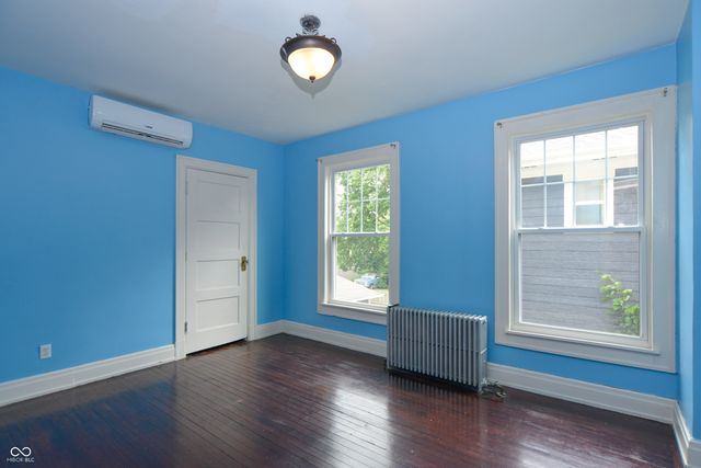 2745 N College Avenue, Indianapolis, IN 46205