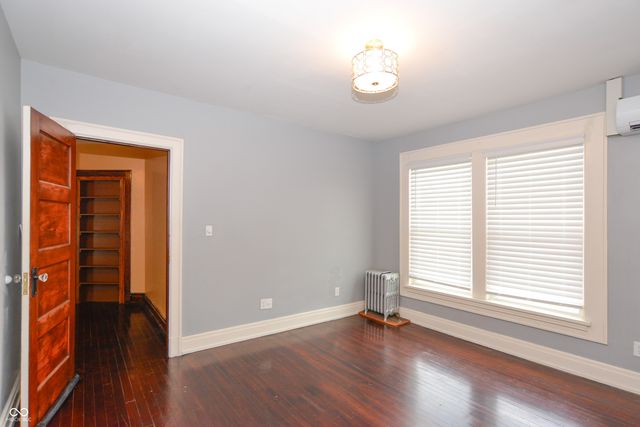 2745 N College Avenue, Indianapolis, IN 46205