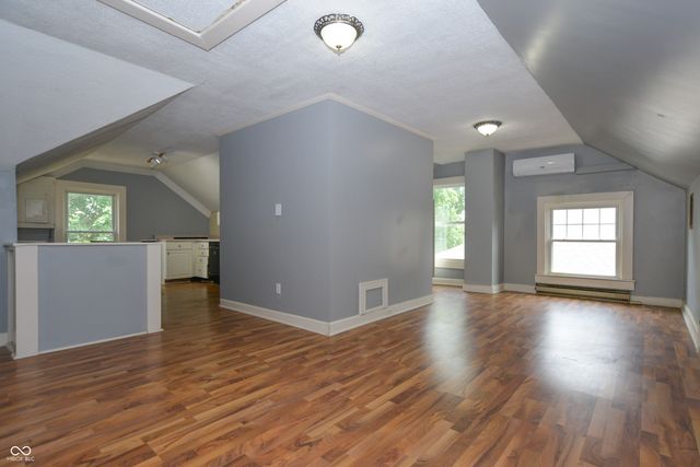 2745 N College Avenue, Indianapolis, IN 46205