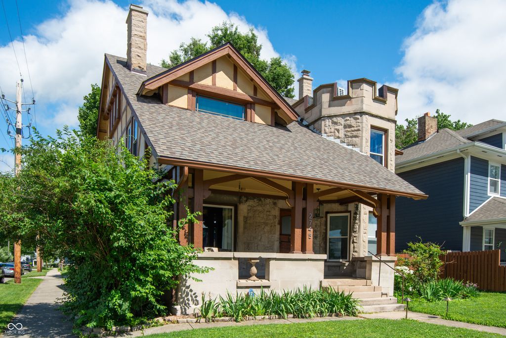 2745 N College Avenue, Indianapolis, IN 46205