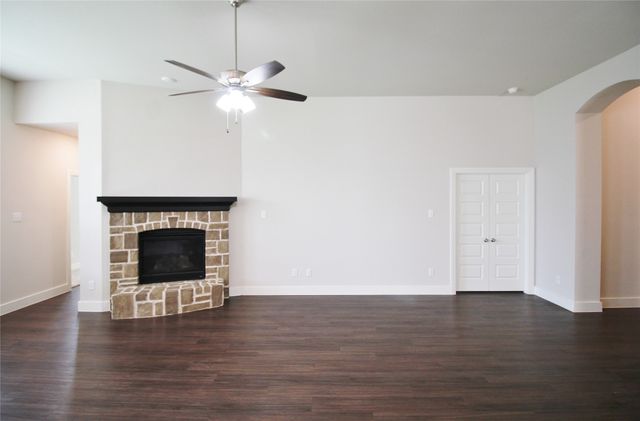 1665 Sheldon Drive, Forney, TX 75126