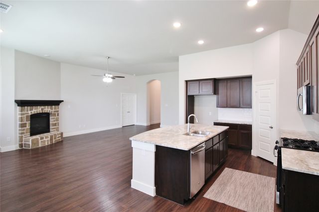 1665 Sheldon Drive, Forney, TX 75126