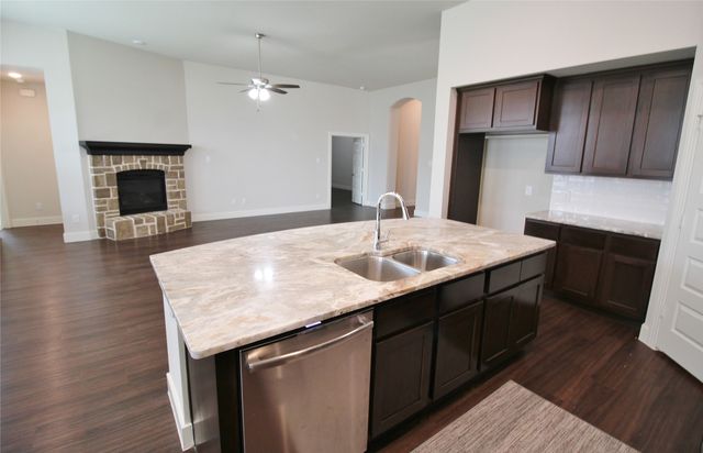 1665 Sheldon Drive, Forney, TX 75126