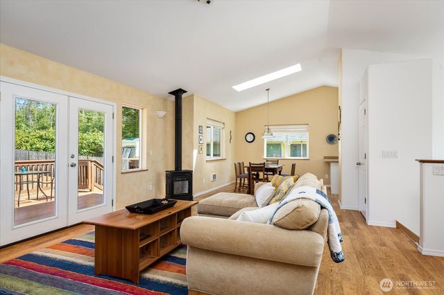 1243 Russell Drive, Coupeville, WA 98239