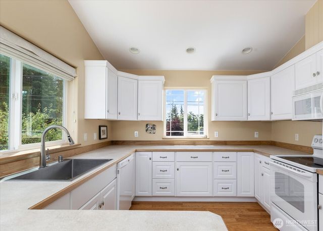 1243 Russell Drive, Coupeville, WA 98239