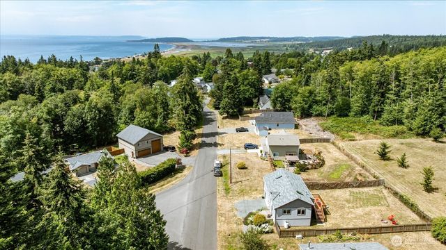 1243 Russell Drive, Coupeville, WA 98239