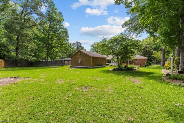 236 Sierra DR, Chesapeake, VA 23322
