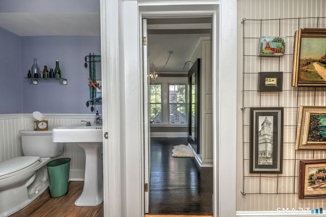 25 Center Road, Woodbridge, CT 06525