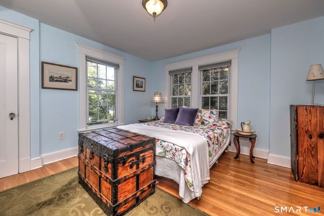 25 Center Road, Woodbridge, CT 06525