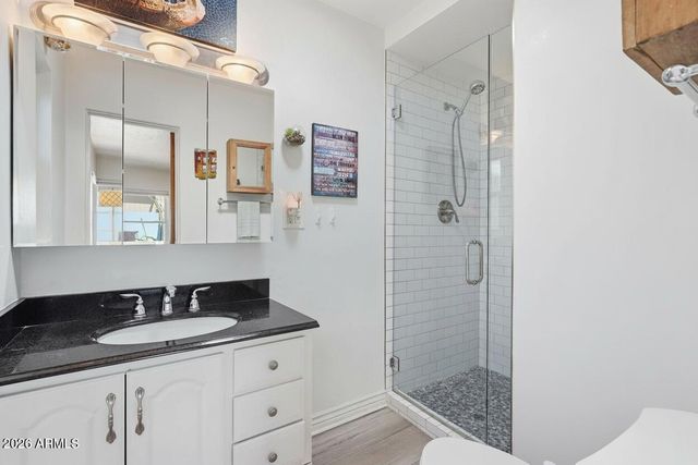 8001 N 5TH Avenue, Phoenix, AZ 85021