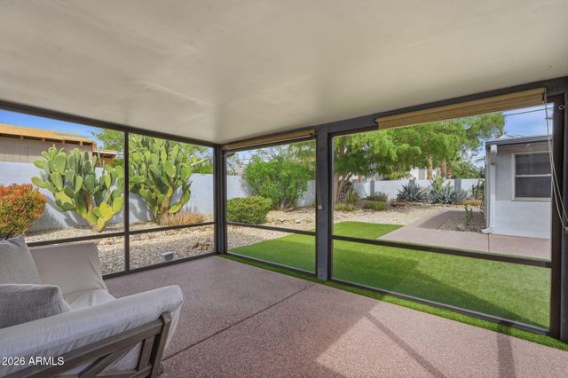 8001 N 5TH Avenue, Phoenix, AZ 85021