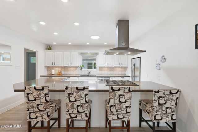 8001 N 5TH Avenue, Phoenix, AZ 85021