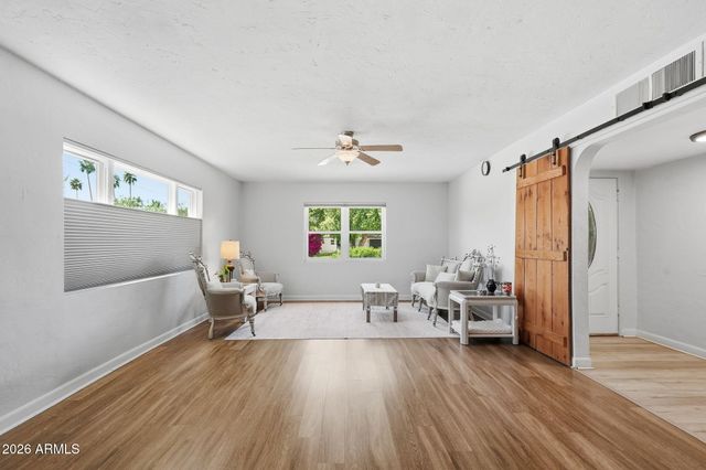 8001 N 5TH Avenue, Phoenix, AZ 85021