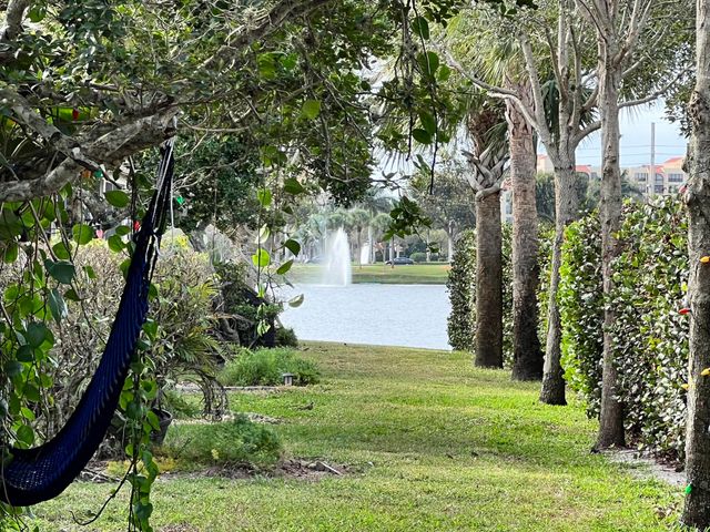 6787 Via Regina, Boca Raton, FL 33433