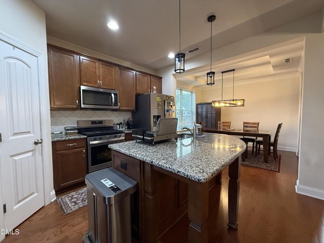 1065 Diamond Dove Lane, Apex, NC 27502