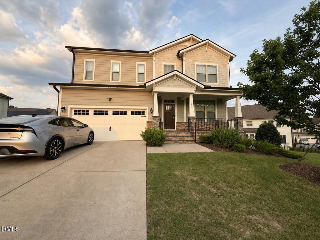 1065 Diamond Dove Lane, Apex, NC 27502